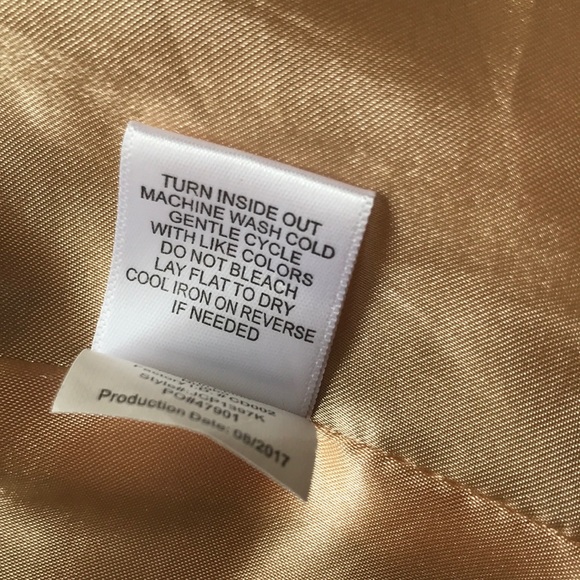 Knitworks Faux Fur Vest - Picture 8 of 8